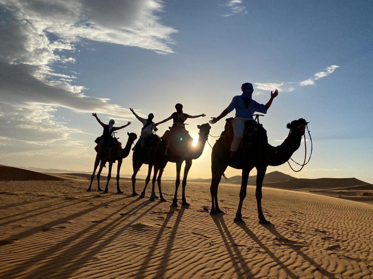 Luxury Trek Desert Camp Merzouga Exteriör bild