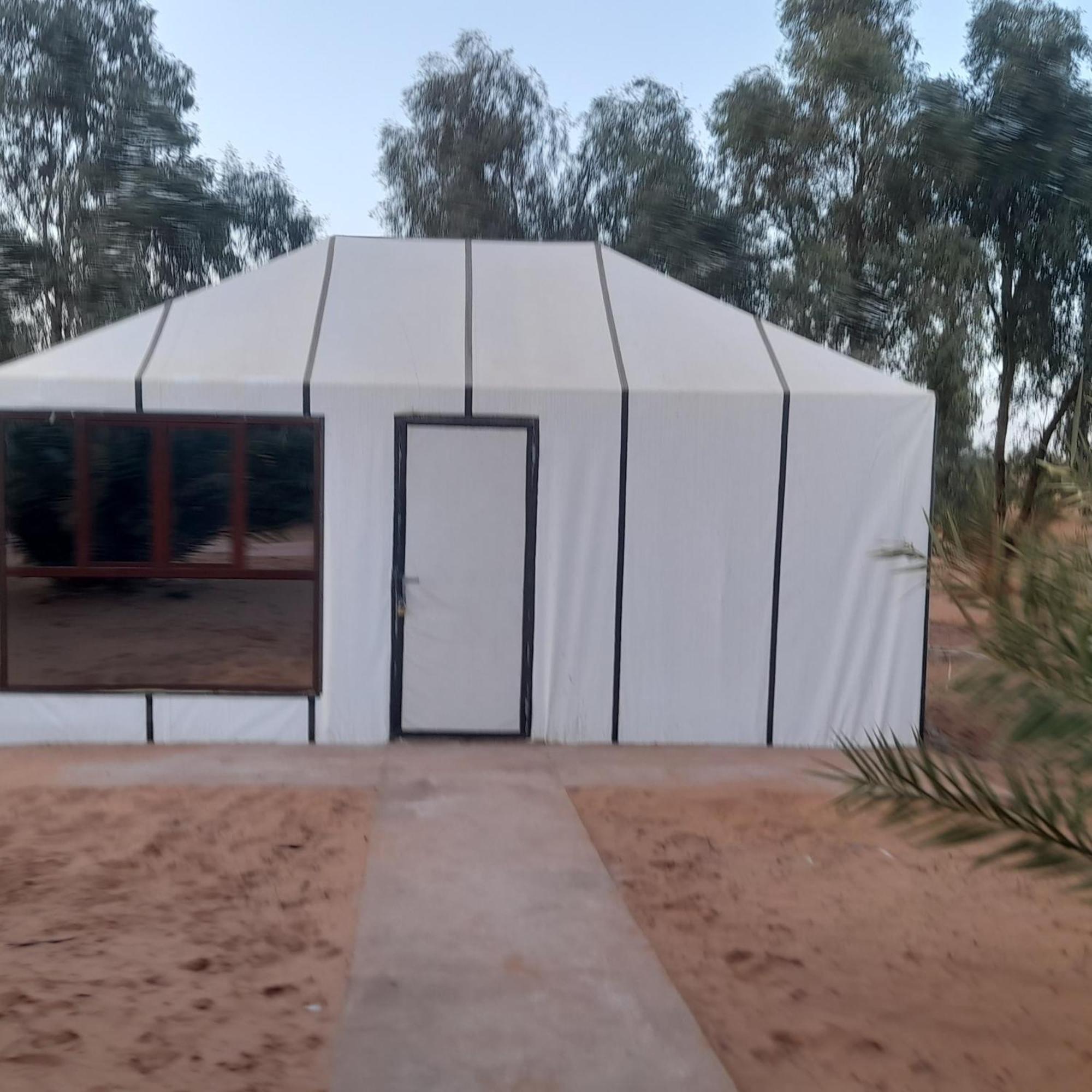 Luxury Trek Desert Camp Merzouga Exteriör bild